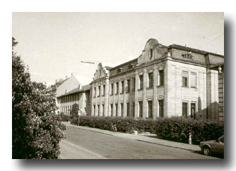 Ehemaliges Finanzamtsgebäude in der Universitätsstrasse