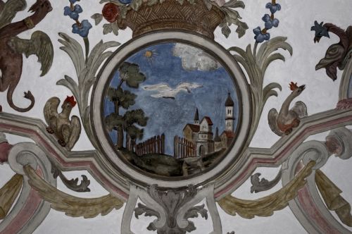 Kunstvolle Stuckdecke mit Deckenreliefs (Büro der Amtsleitung)